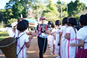 BIB: 211
                            <button type="button" onclick="openModal(18993228)" class="btn btn-primary btn-sm float-right btn-popup" data-toggle="modal" data-target=".modal-high-quality">
                        <i class="fas fa-shopping-cart"></i> Add to Cart
                    </button>
                                            <button type="button" onclick="isThisMe(18993228, true)" class="btn btn-success btn-sm float-right btn-popup btn-isme hidden" data-toggle="tooltip" data-placement="bottom" title="นี่คือรูปของคุณใช่ไหม คลิกที่นี่เพื่อเอาเข้าอัลบั้ม">
                        <i class="fas fa-plus"></i> Add to album
                    </button>
                    <button type="button" onclick="isThisMe(18993228, false)" class="btn btn-warning btn-sm float-right btn-popup btn-isnotme hidden">
                        <i class="fas fa-ban"></i> Remove from album
                    </button>